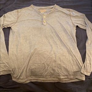 Light weight Orvis Trout Bum shirt.